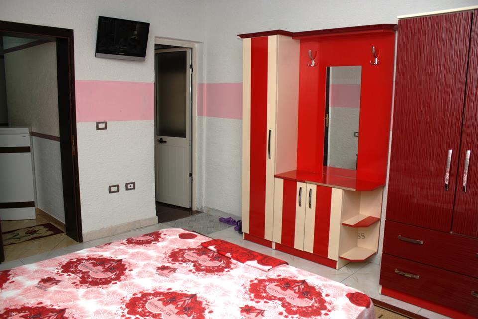 Hotel Buza New Shtoj Rum bild