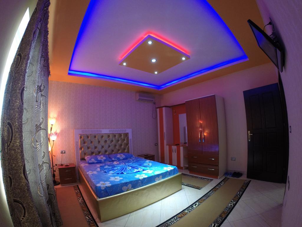 Hotel Buza New Shtoj Rum bild